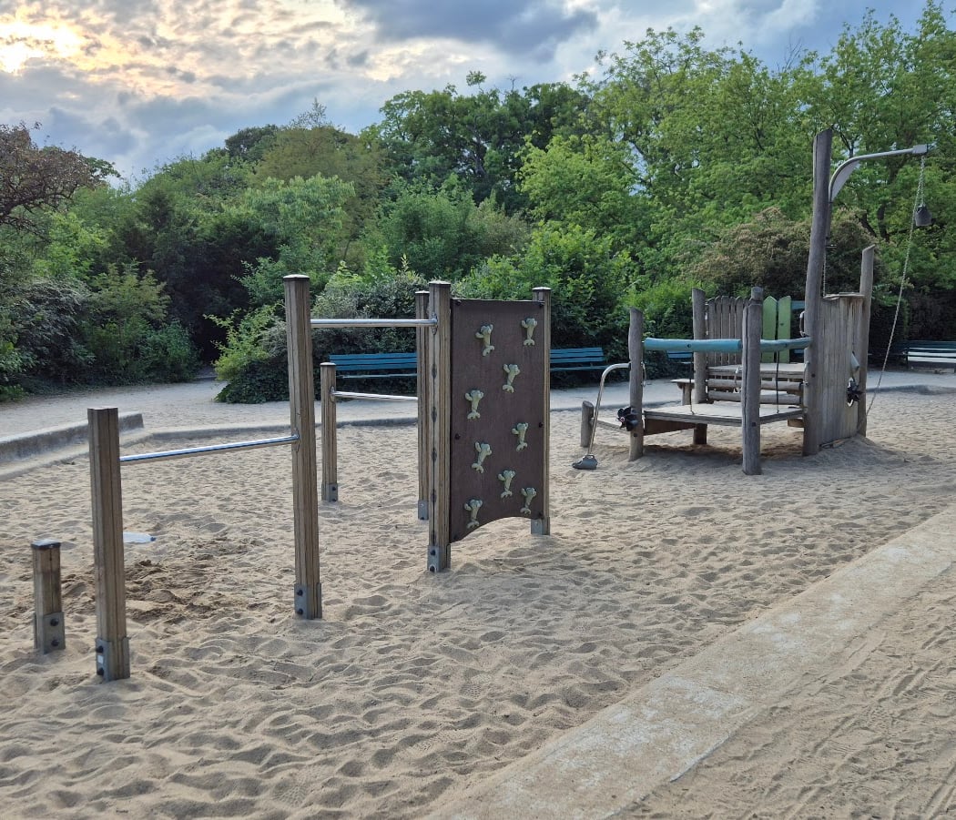 Square du jeu de boule de Saint-Mandé 2